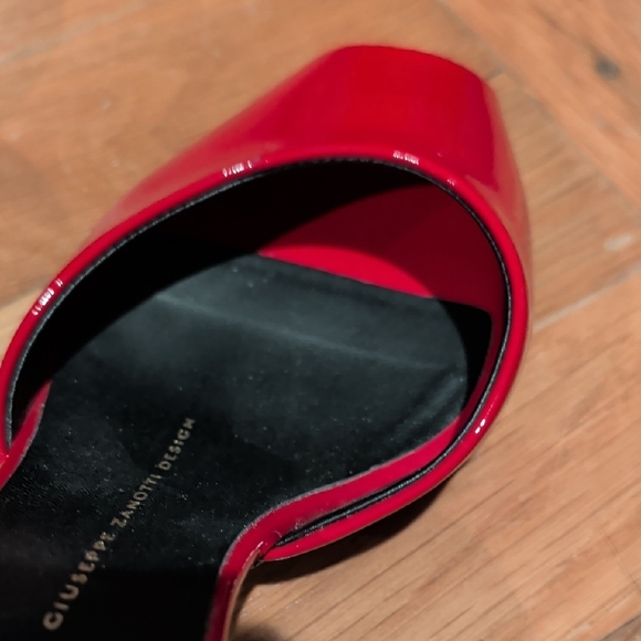 Giuseppe Zanotti Glossy Red Peep-Toe Heels Open Toed Sandals - Picture 12 of 15